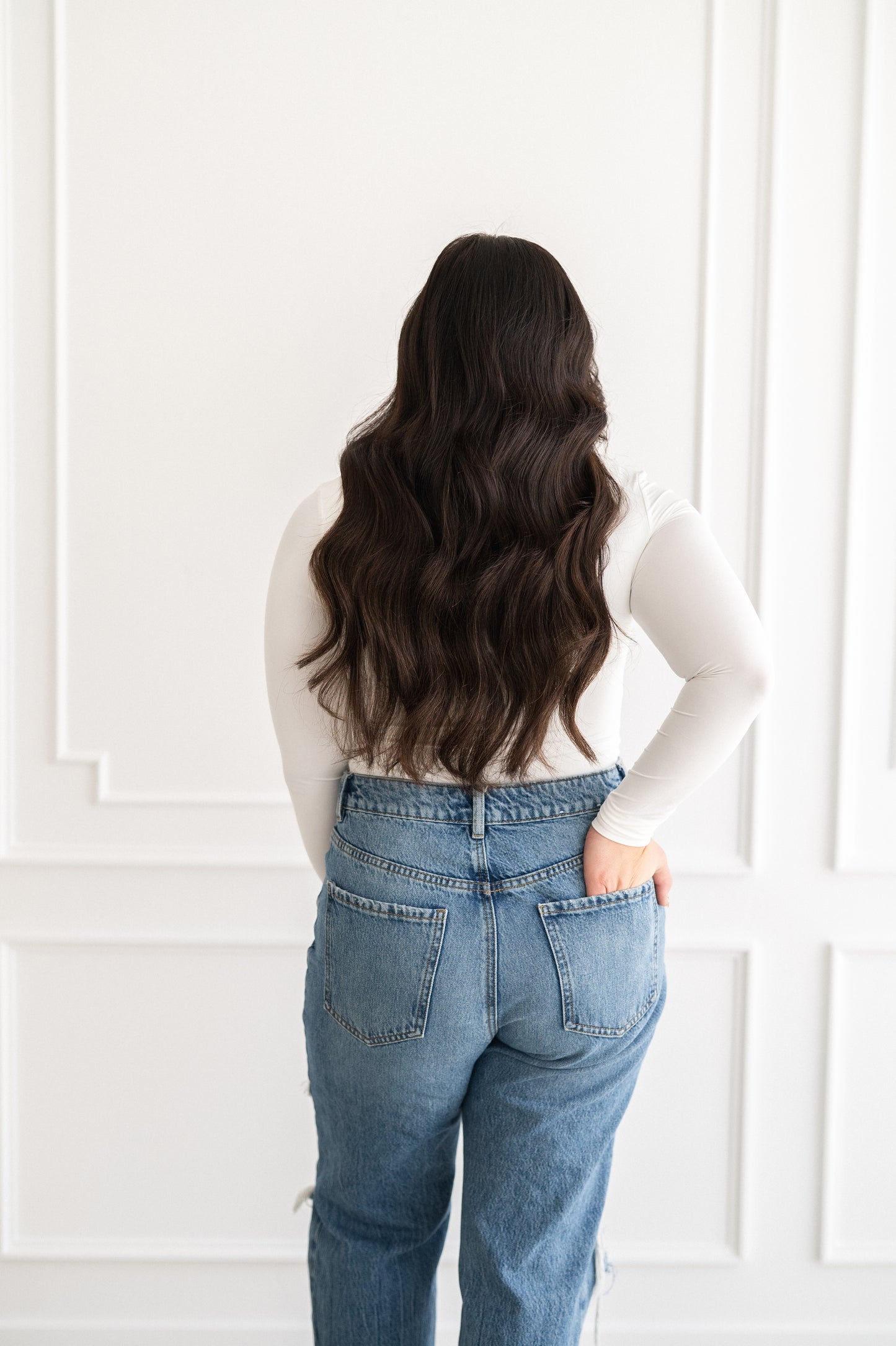 | CHOCOLATE (Dark Brown) | GENIUS WEFT | 22"