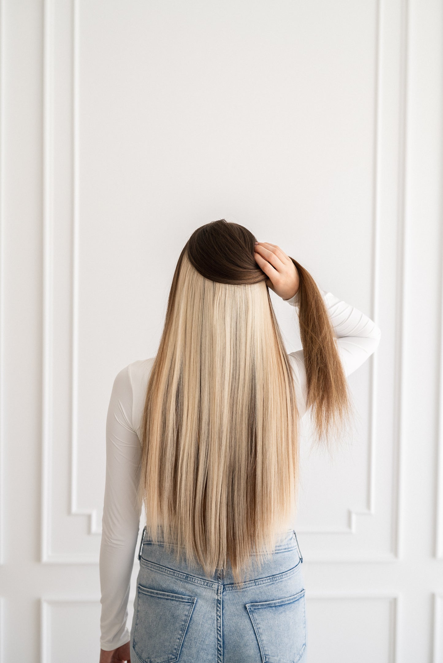 | VANILLA (Lightest Blonde) | GENIUS WEFT | 22"